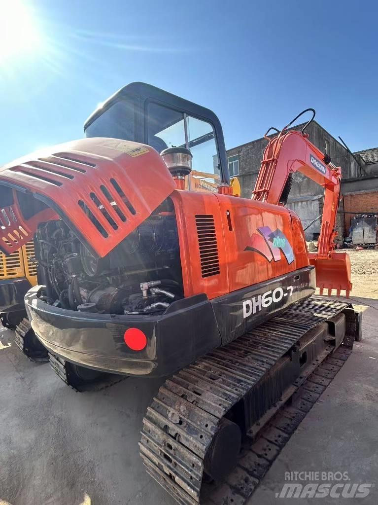 Doosan DH 55 Minikaivukoneet < 7t