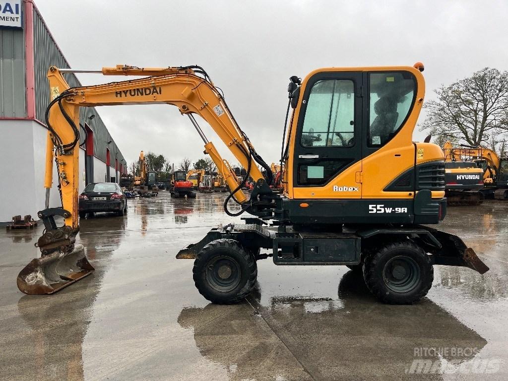 Hyundai R55W-9A Pyöräkaivukoneet