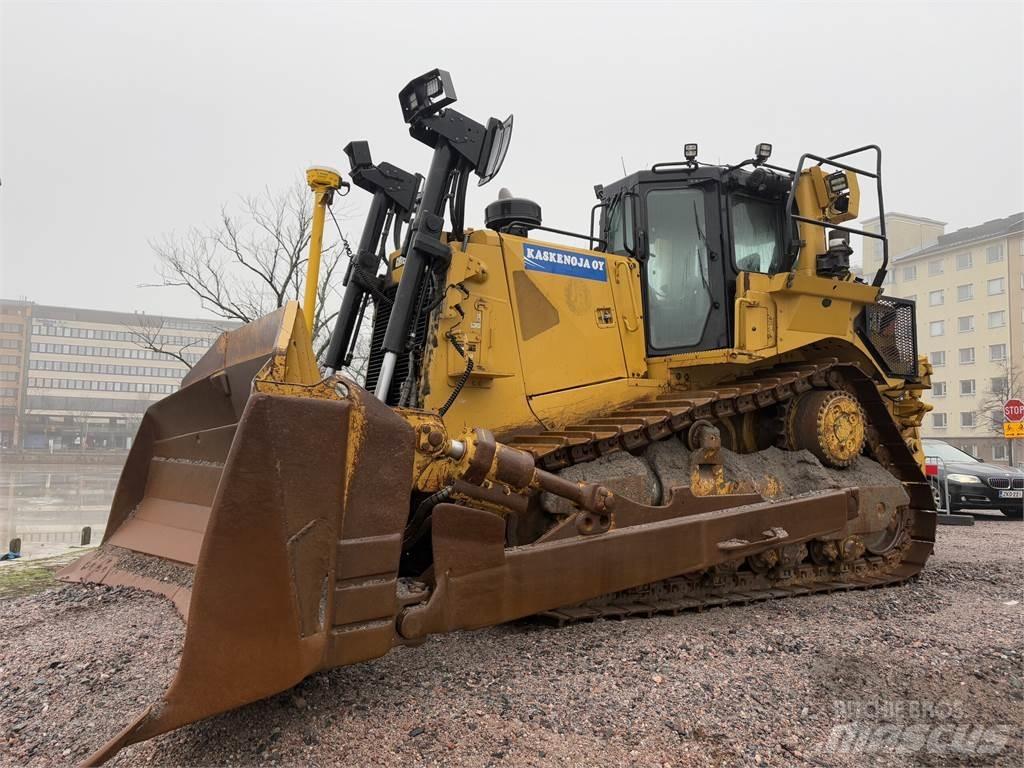 CAT D8T Telaketjupuskutraktorit