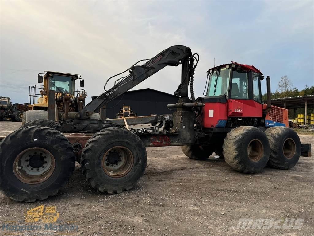 Valmet 890.2 Kuormatraktorit