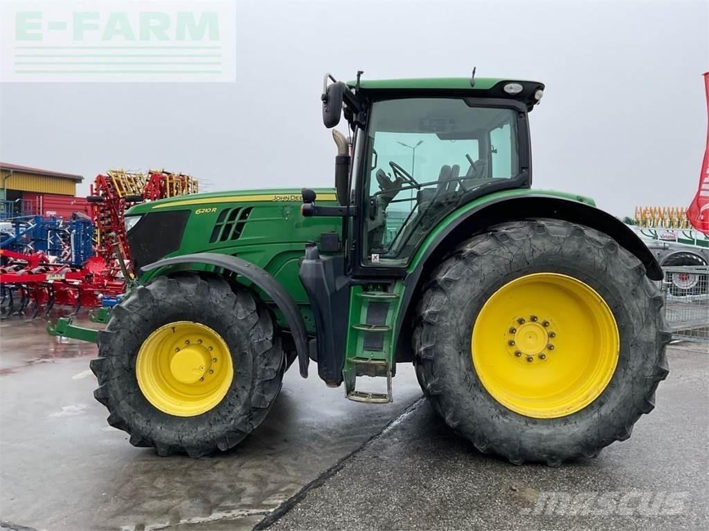 John Deere 6210R Traktorit