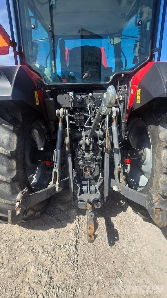 Massey Ferguson 5710 Traktorit