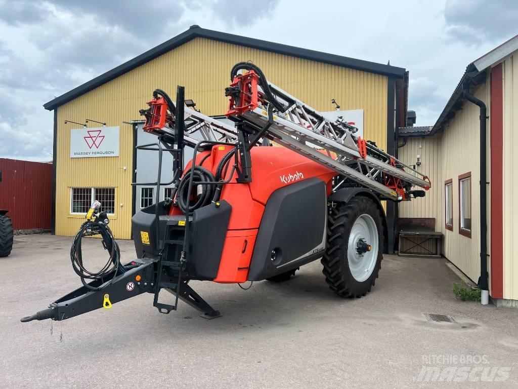 Kubota XTS 4 Hinattavat ruiskut