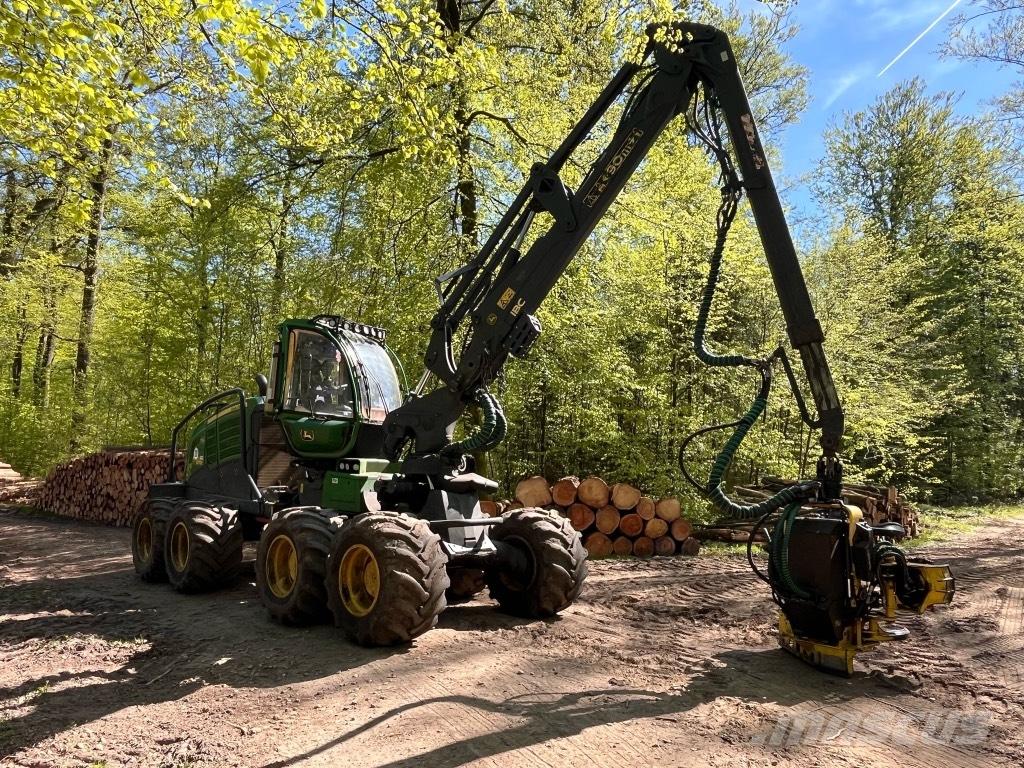 John Deere 1270 G Harvesterit