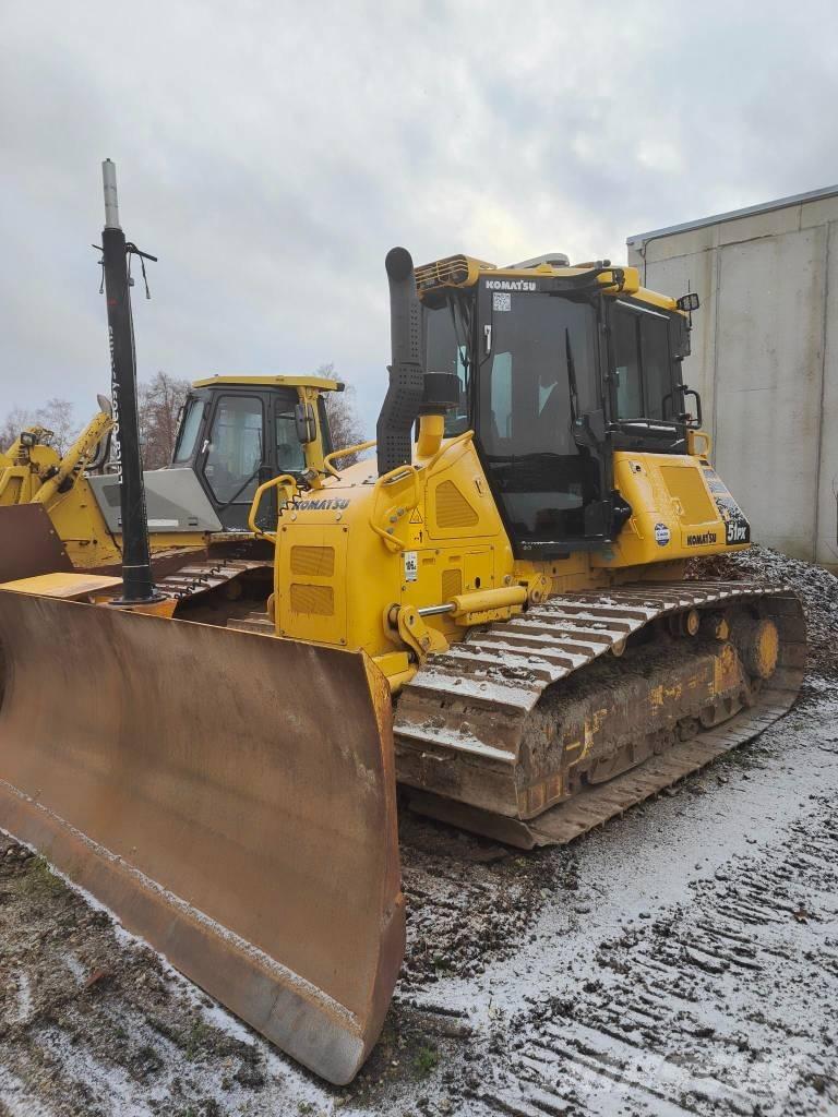 Komatsu D 51 PX-24 Telaketjupuskutraktorit