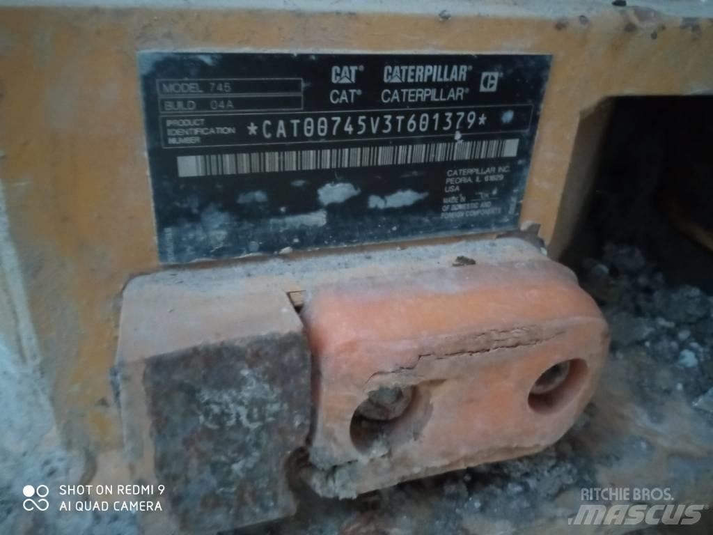 CAT 745 Dumpperit