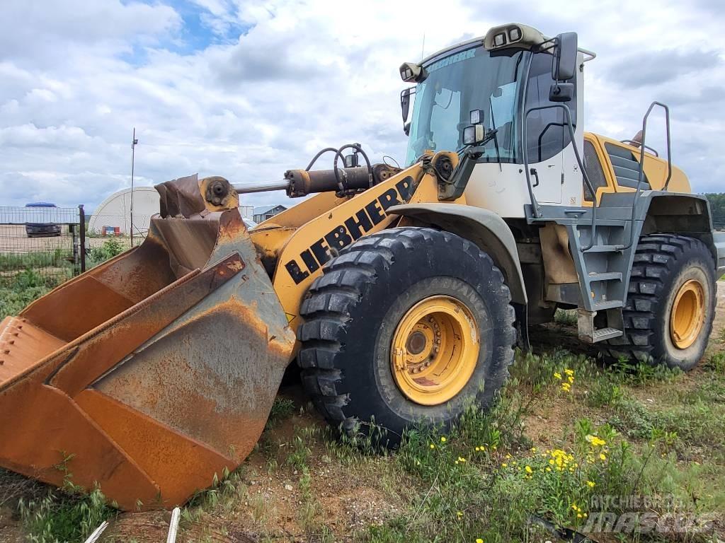 Liebherr L 566 Pyöräkuormaajat