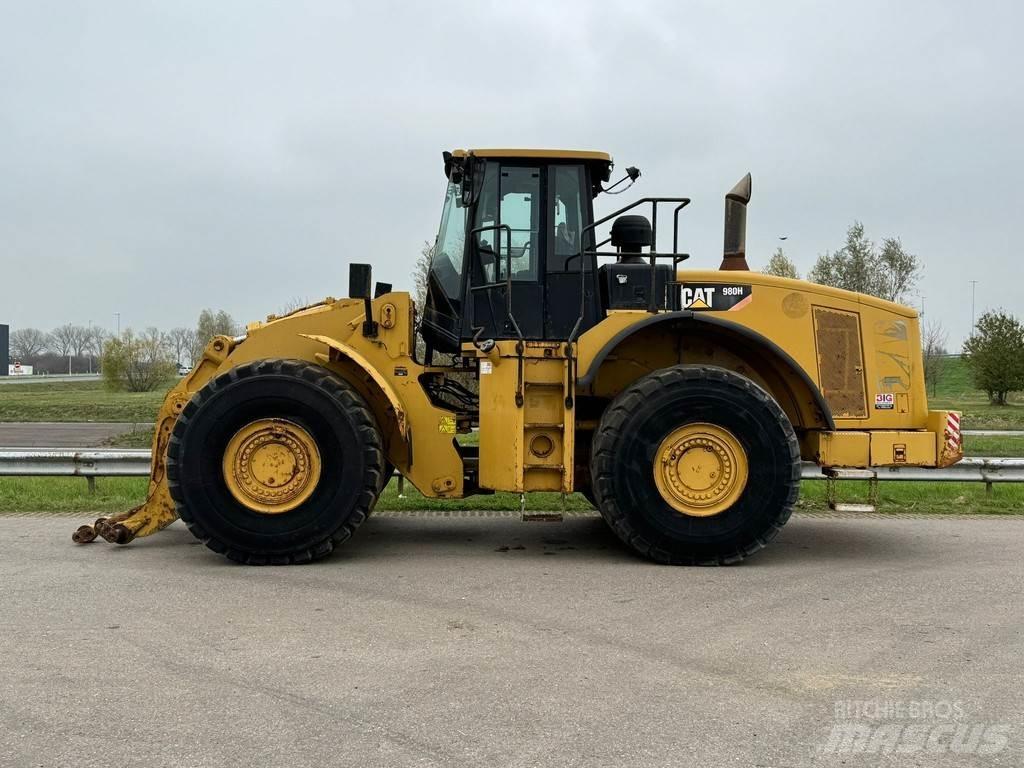 CAT 980H Pyöräkuormaajat