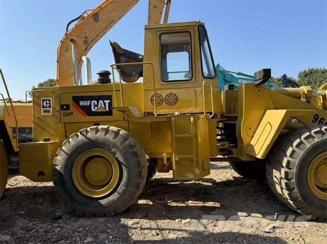 CAT 966 F Pyöräkuormaajat