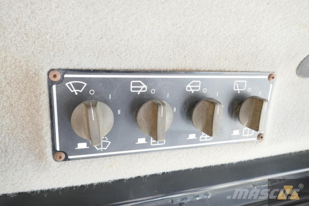 CAT D6T LGP Telaketjupuskutraktorit