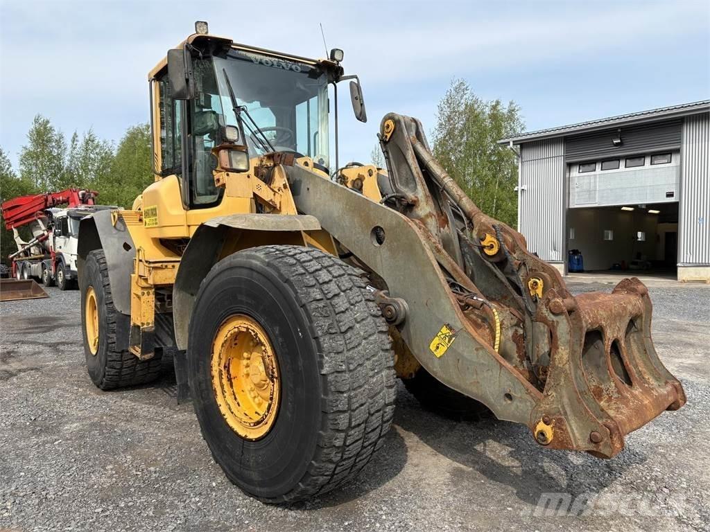 Volvo L120F Pyöräkuormaajat