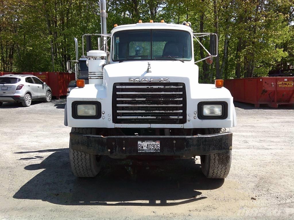 Mack RB 688 S Kuorma-autoalustat