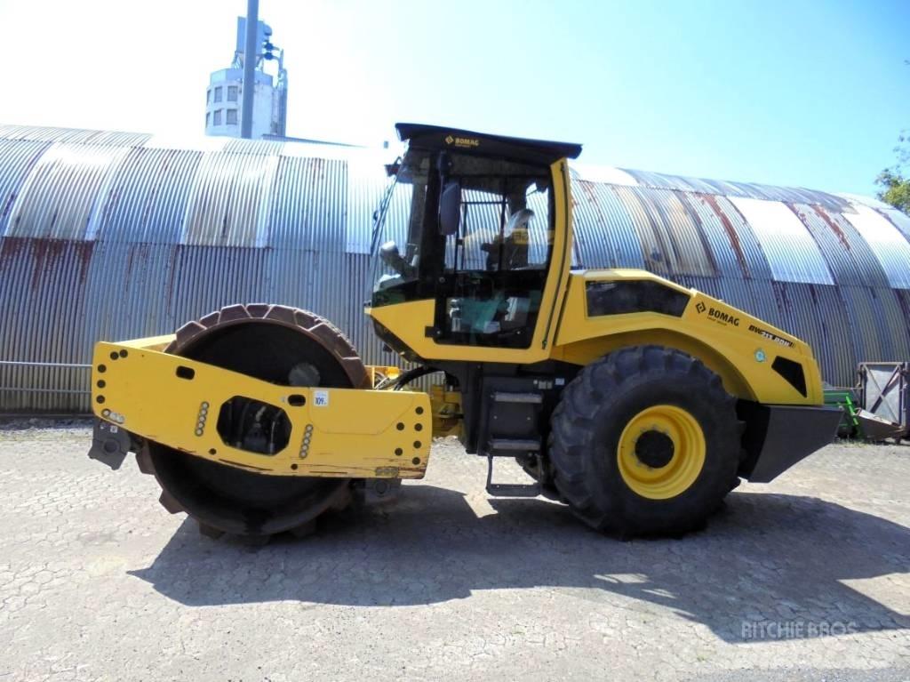 Bomag BW 213 PDH-5 Yksivalssijyrät