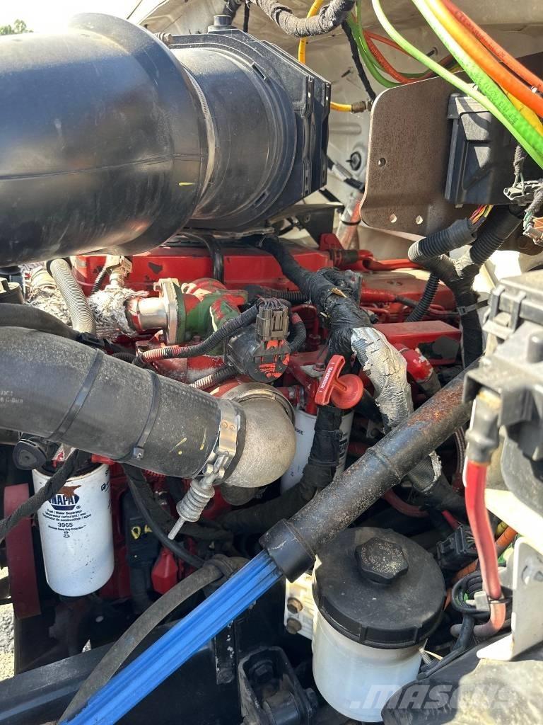 Ford F 750 XL SD Vesisäiliöautot