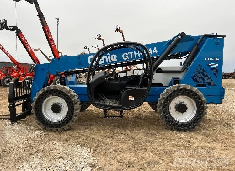 Genie GTH844 Kurottajat