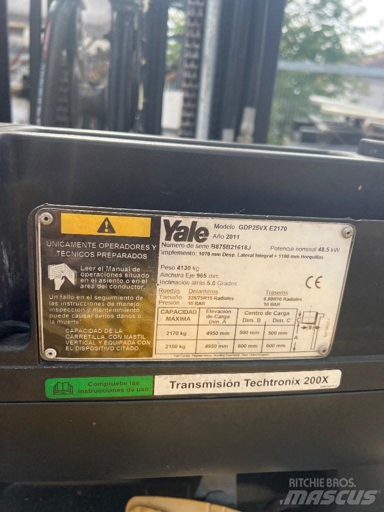 Yale 2500D Dieseltrukit