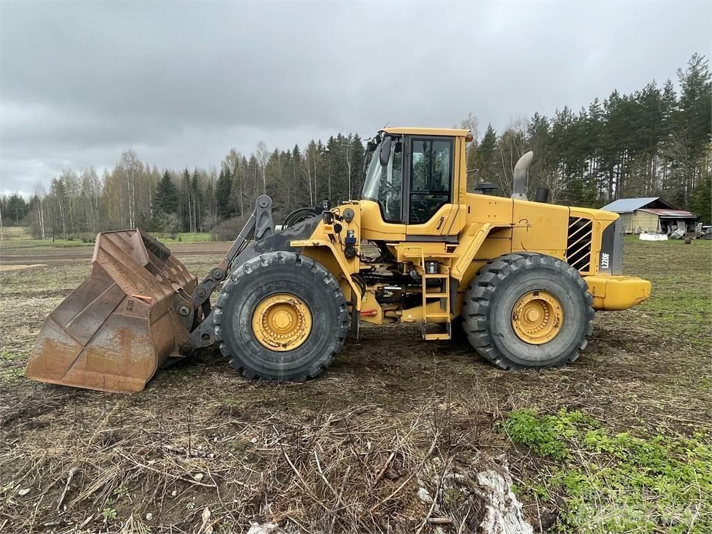 Volvo L220F Pyöräkuormaajat
