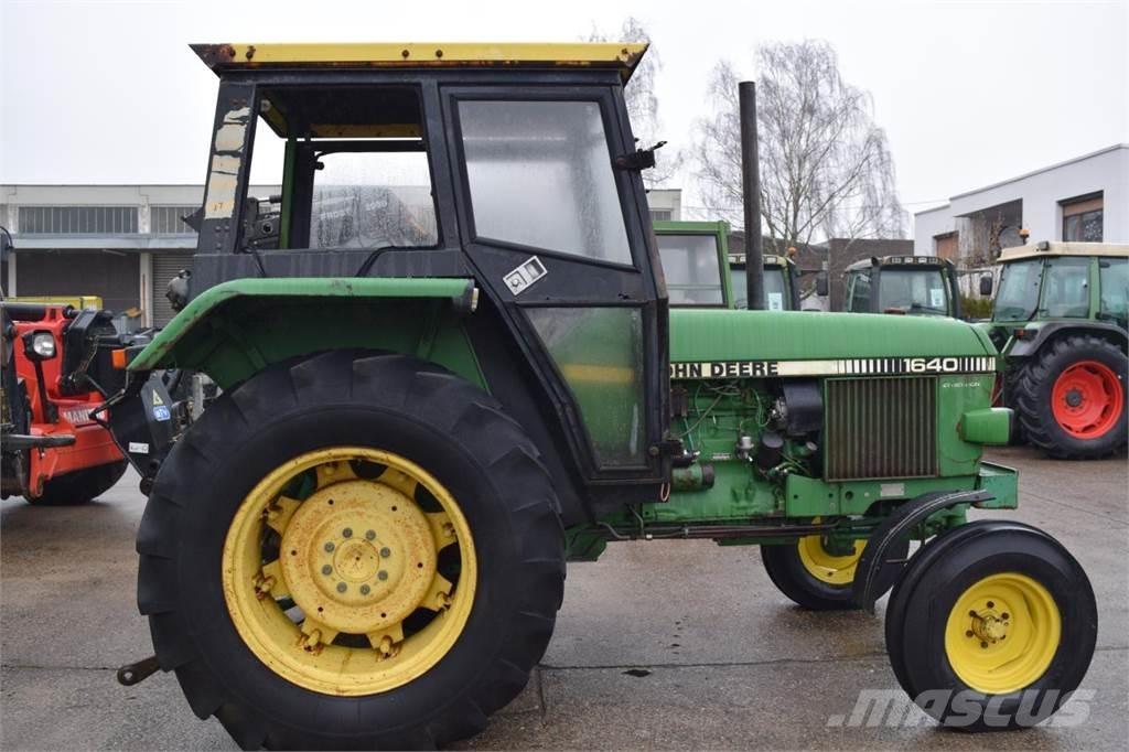 John Deere 1640 Traktorit