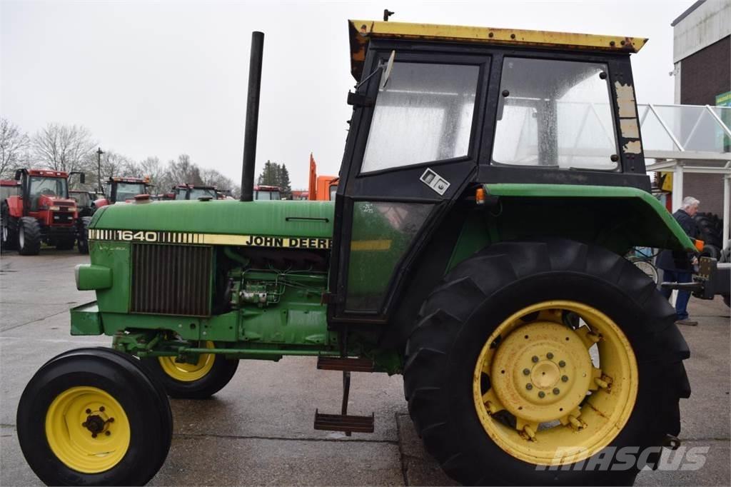 John Deere 1640 Traktorit