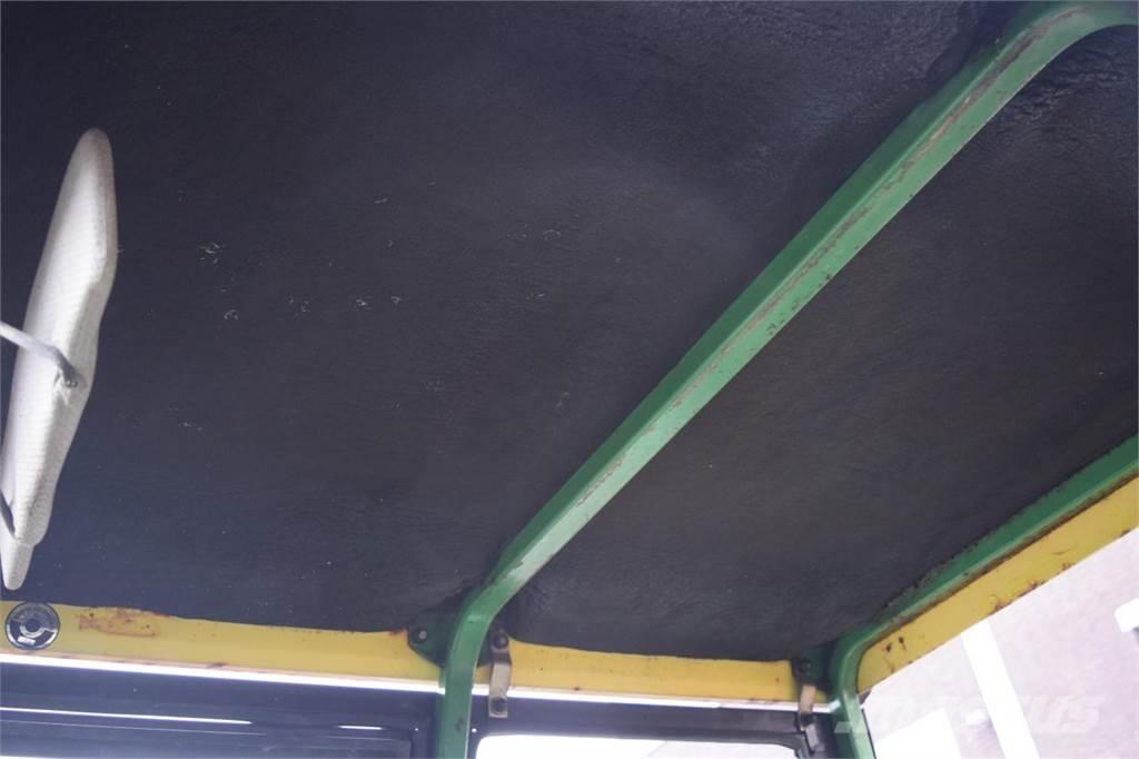 John Deere 1640 Traktorit