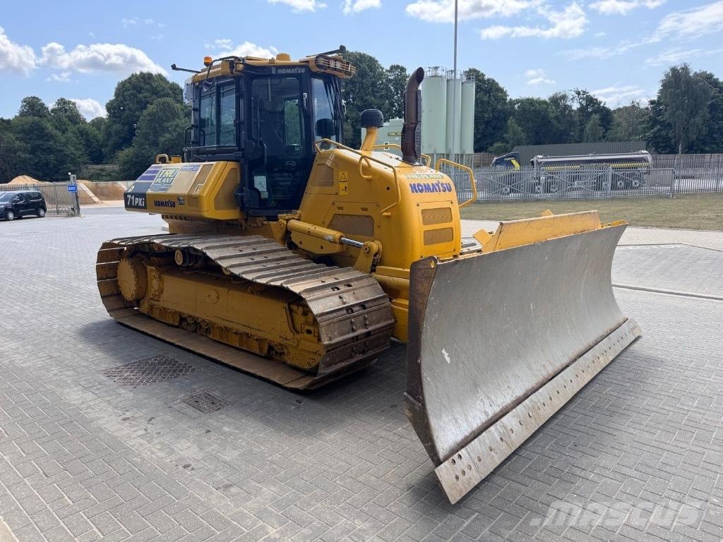 Komatsu D 71P Xi Telaketjupuskutraktorit