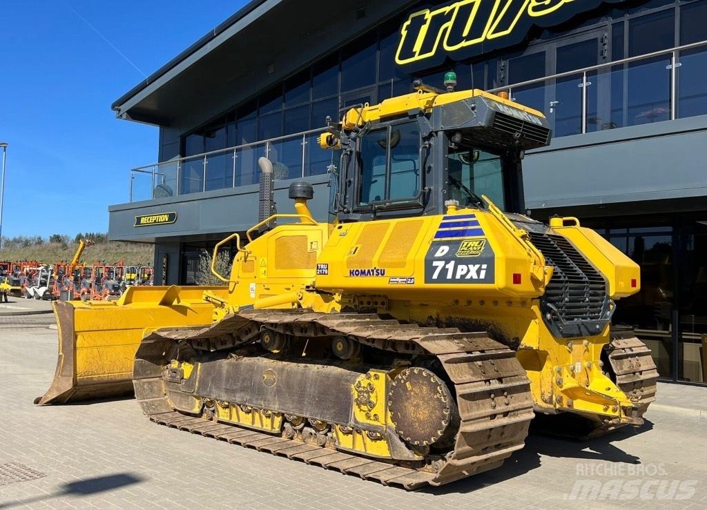 Komatsu D 71P Xi Telaketjupuskutraktorit