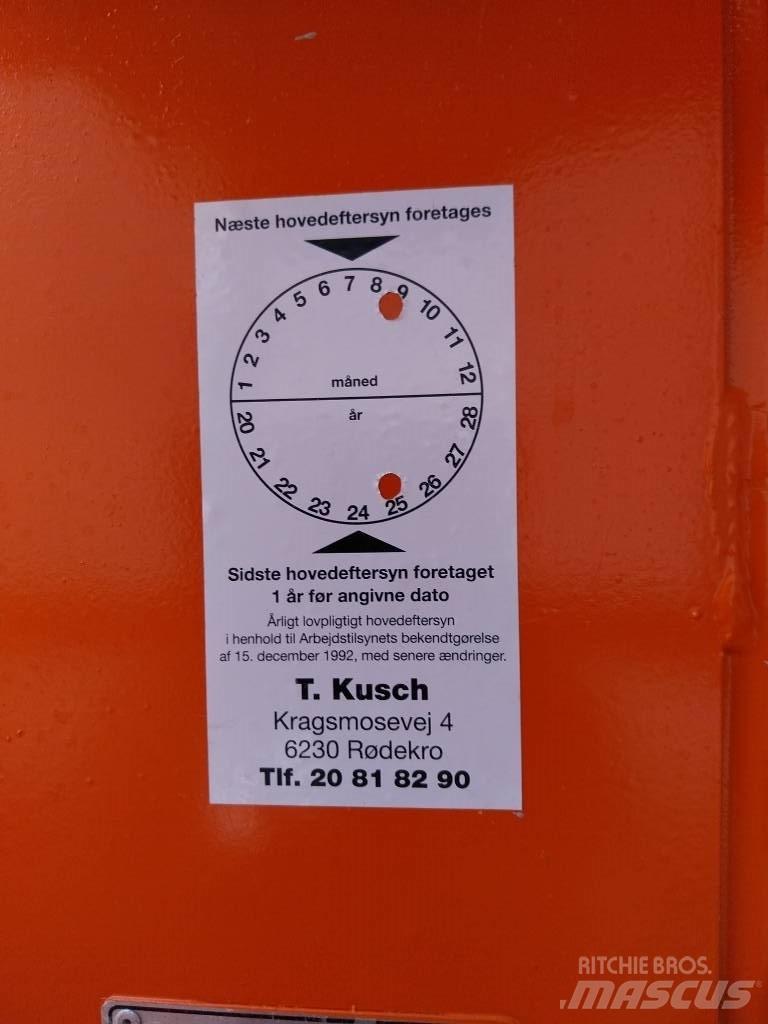 JLG 1230 ES Henkilönostimet ja nostolaitteet
