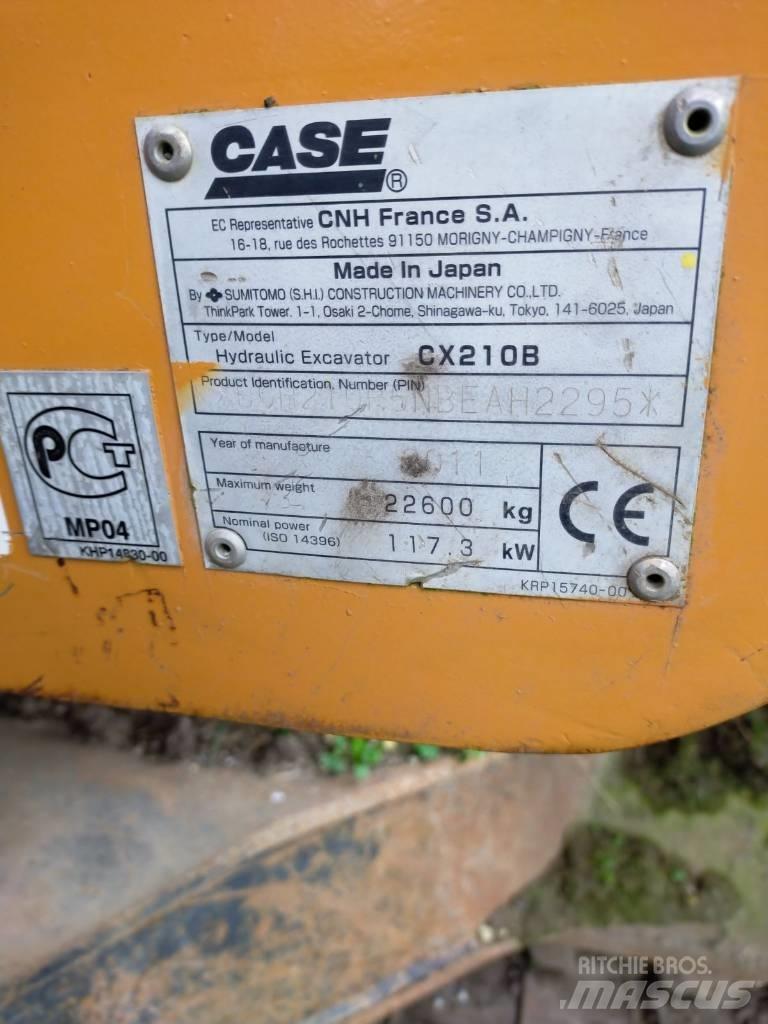 CASE 210 CX B Telakaivukoneet