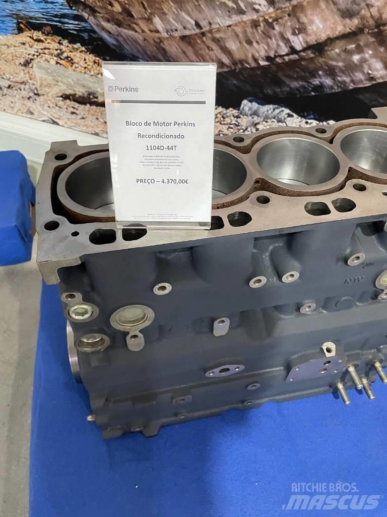 Perkins 1104D-44T Moottorit
