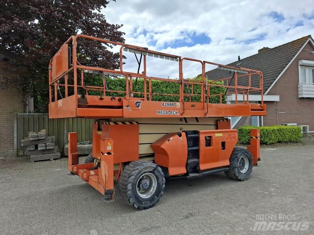 JLG 4394RT Saksilavat