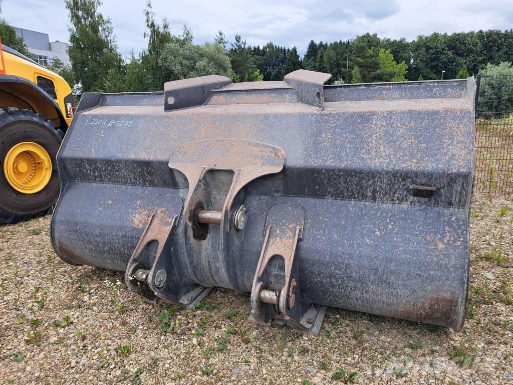 Volvo L 220 H Pyöräkuormaajat