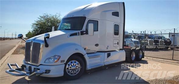Kenworth T680 Vetopöytäautot