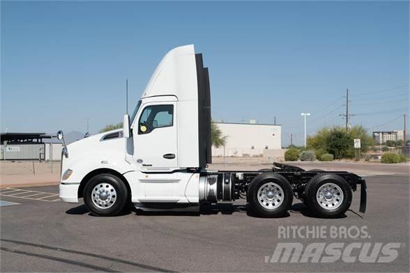 Kenworth T680 Vetopöytäautot