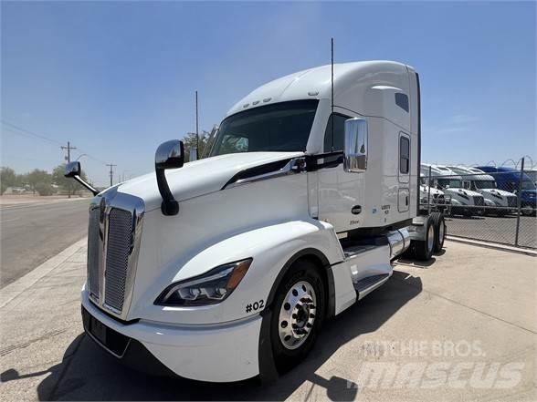 Kenworth T680 Vetopöytäautot