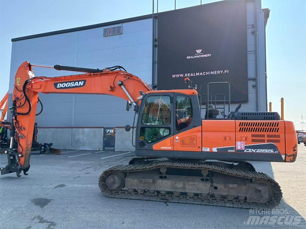 Doosan DX255LC-5 Telakaivukoneet
