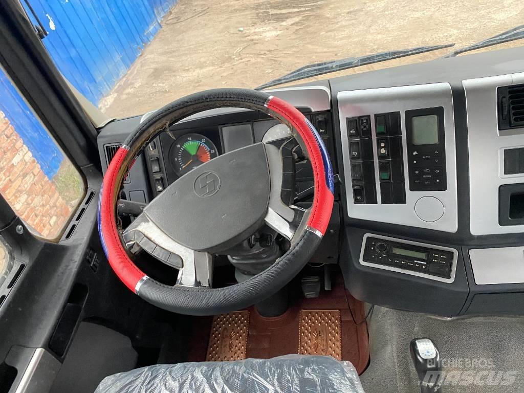Shacman F3000 6X4 Vetopöytäautot