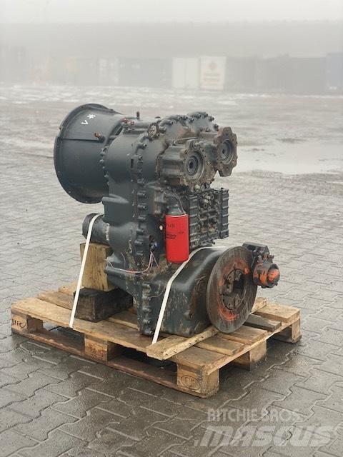 Hitachi ZF 4WG-210 Vaihteisto