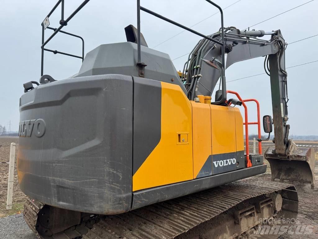 Volvo EC 140 EL Telakaivukoneet