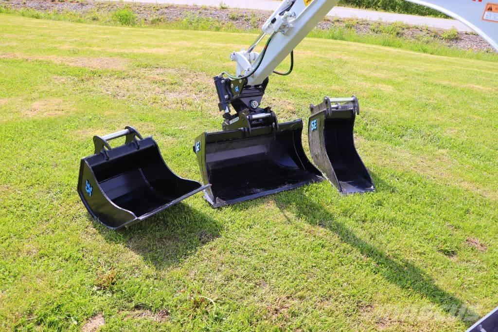 Takeuchi TB210R Minikaivukoneet < 7t