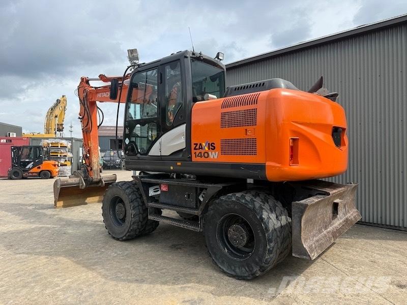 Hitachi ZX 140 W-5 Pyöräkaivukoneet