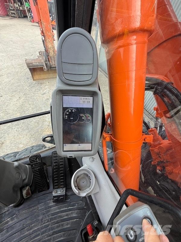 Hitachi ZX 140 W-5 Pyöräkaivukoneet