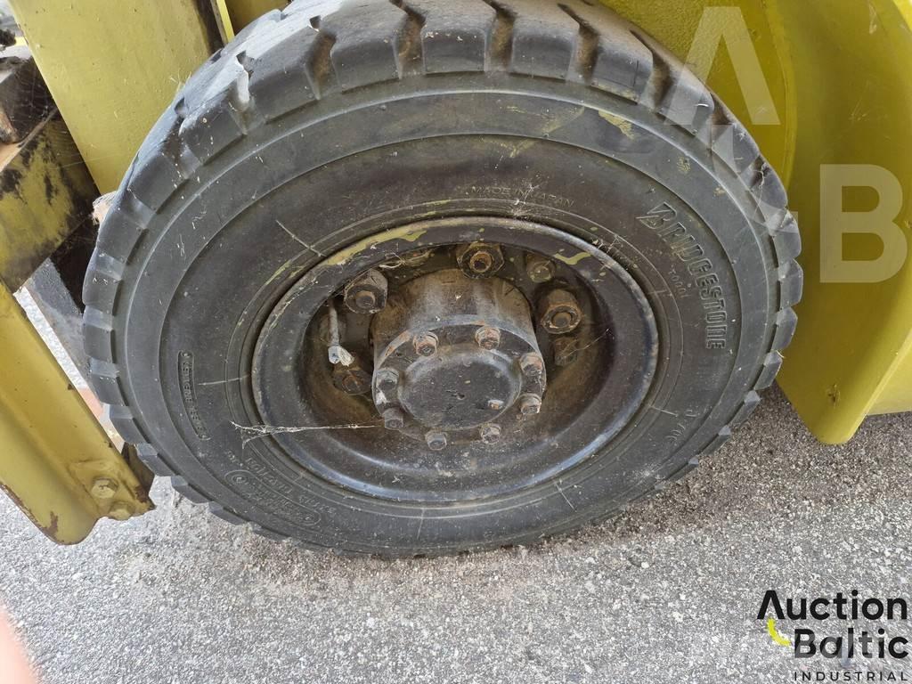 Mitsubishi FD25 Muut haarukkatrukit