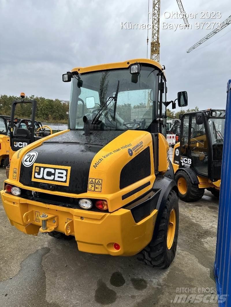 JCB 409 Pyöräkuormaajat