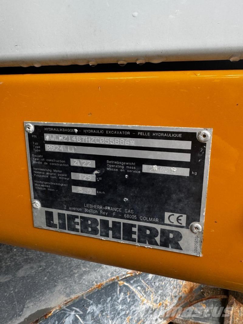 Liebherr R924 Telakaivukoneet
