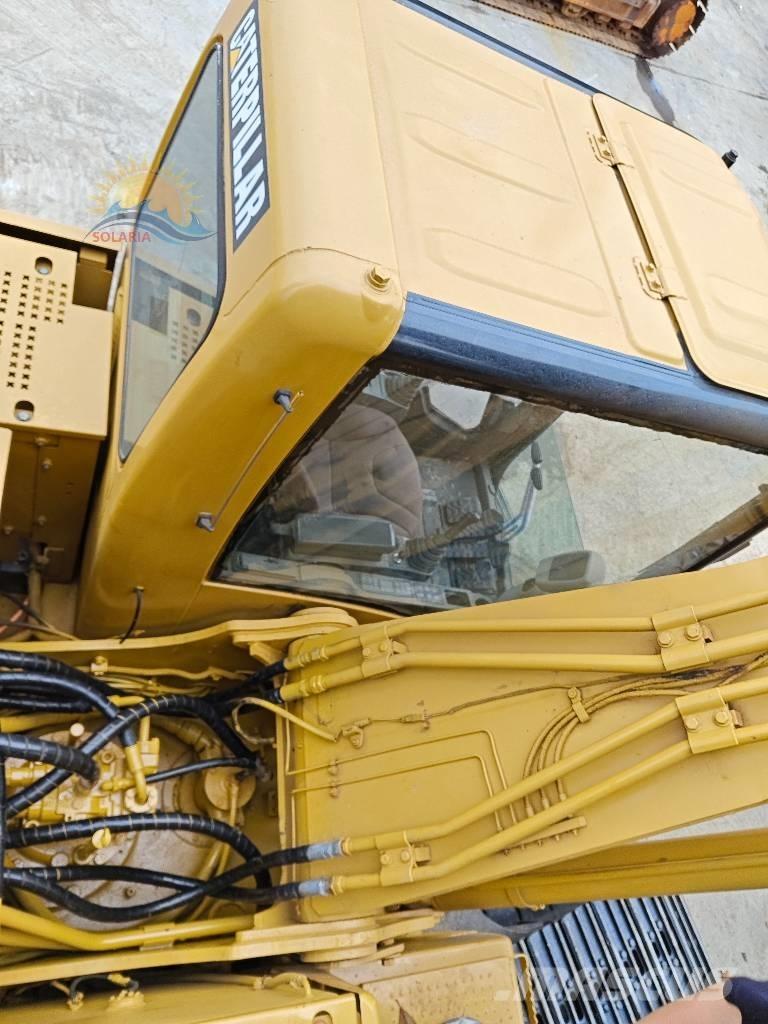 CAT 320 C L Telakaivukoneet