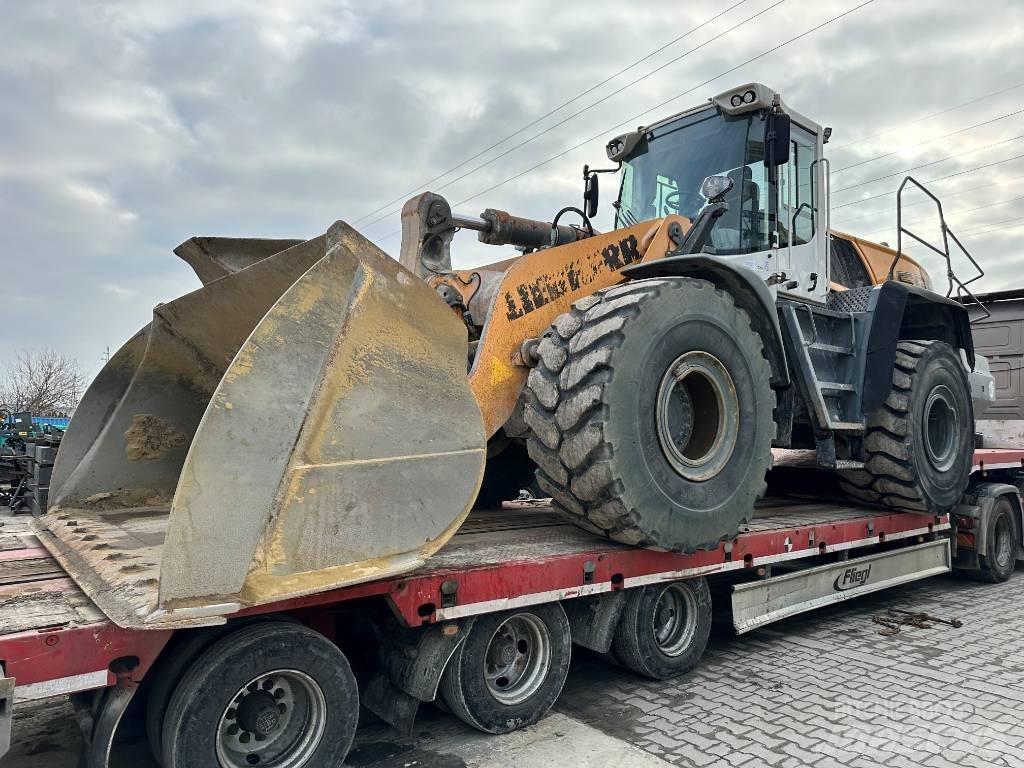 Liebherr L 566 Pyöräkuormaajat