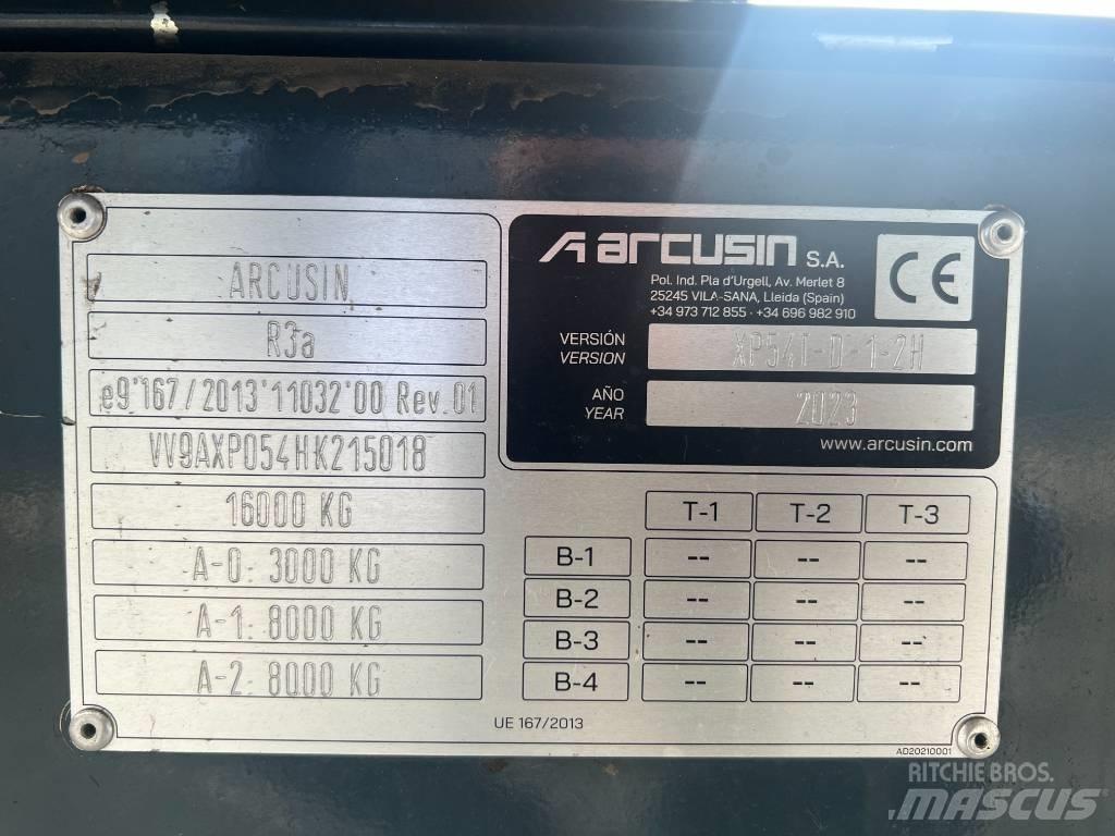 Arcusin AutoStarcker Paalivaunut