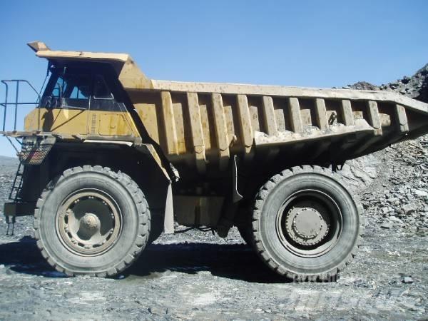 CAT 777 Maansiirtoautot