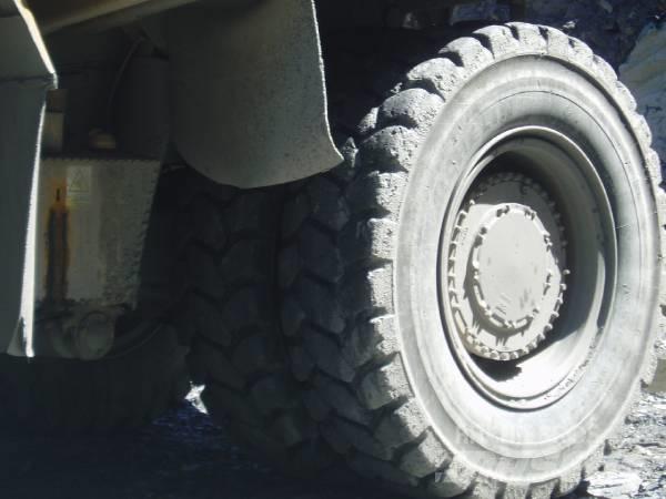 CAT 777 Maansiirtoautot