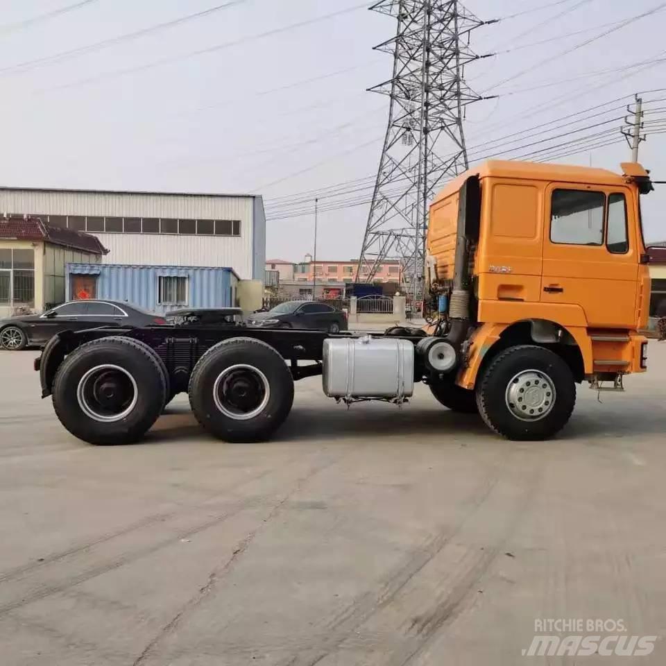 Shacman F 3000 Vetopöytäautot